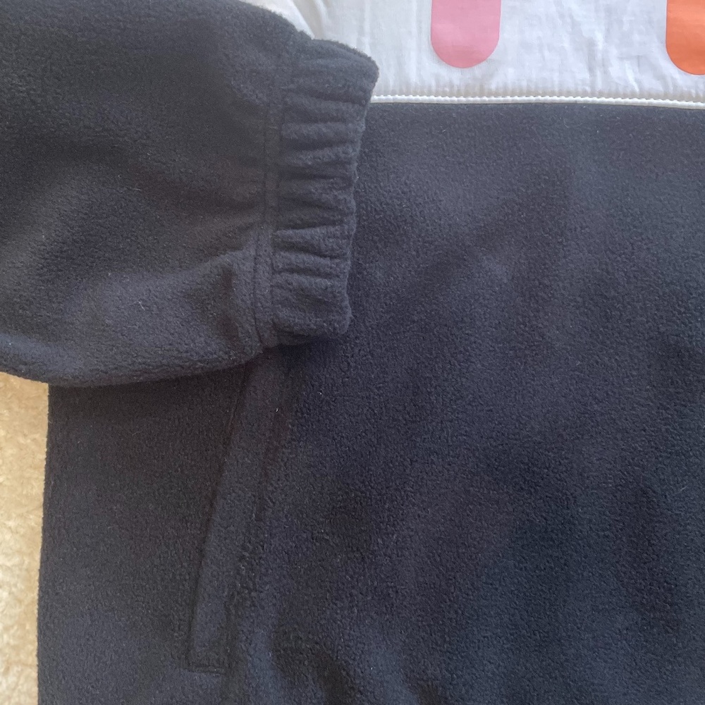 NWT FILA Black Logo Fleece Pullover - Size S - Picture 4 of 9